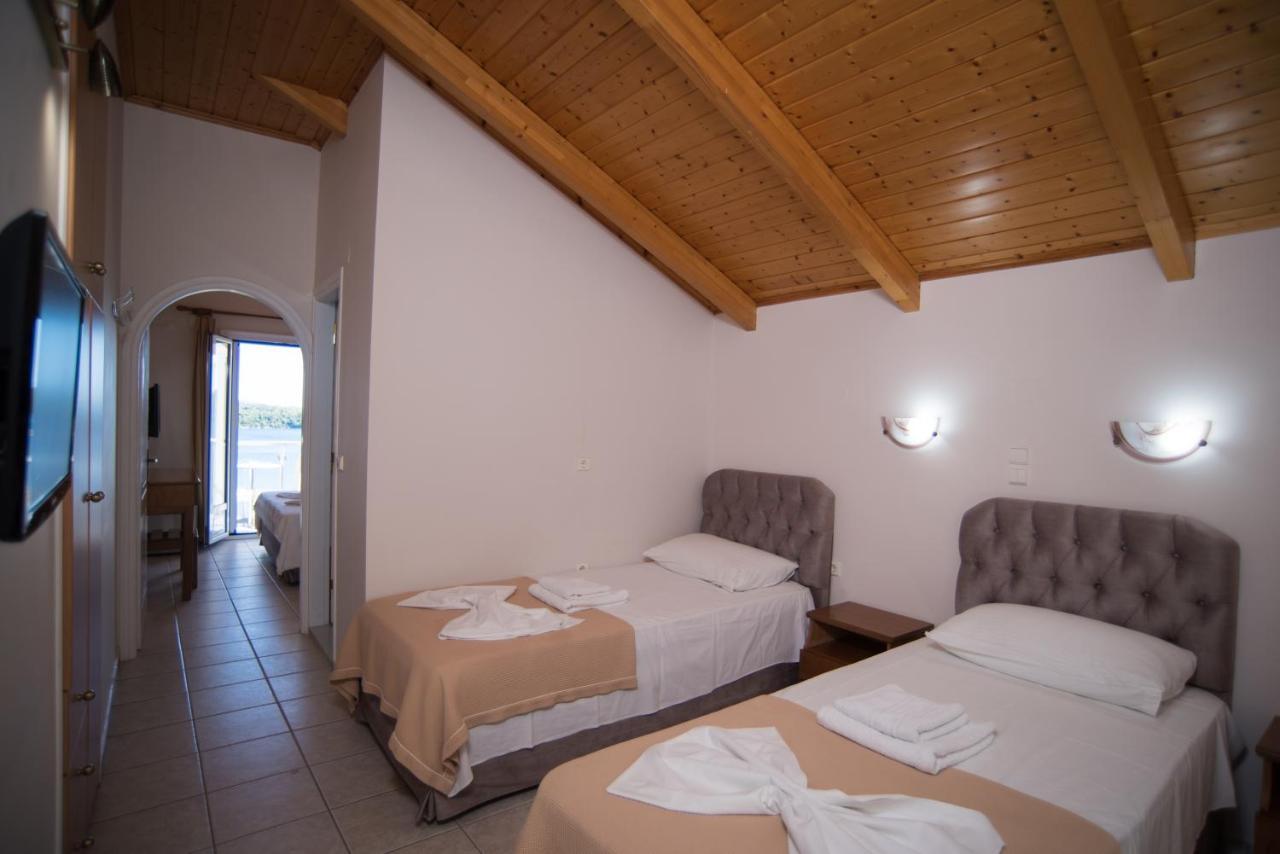 Oasis Hotel Perigiali Ngoại thất bức ảnh